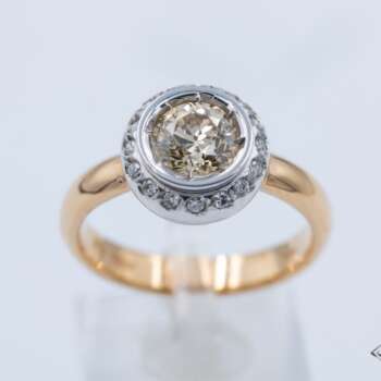Anello Solitario Oro Rosa e Diamanti